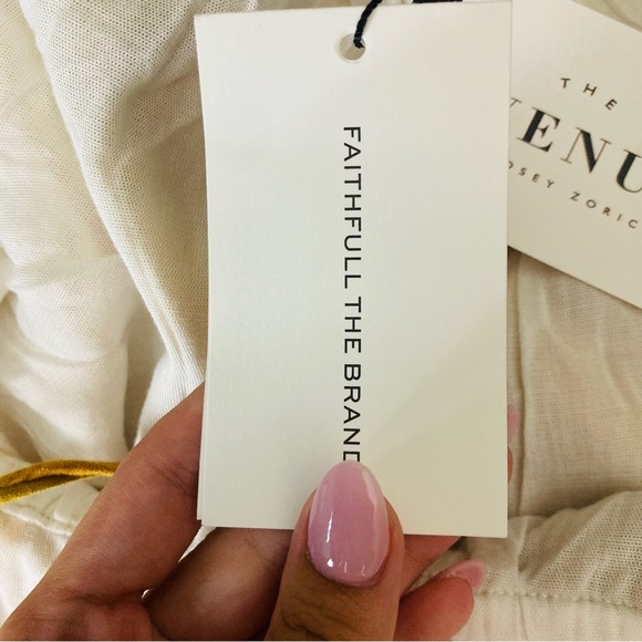 Faithfull the Brand “la puede a” linen halter maxi dress in yellow print. 8 - Picture 10 of 13